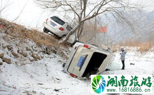 汽车侧滑的原因 汽车防侧滑雨雪天气怎么做