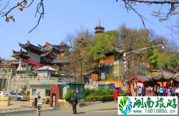 鸡鸣寺历史介绍 鸡鸣寺游玩攻略