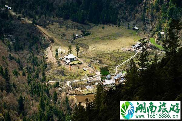 云南雨崩村在哪里 云南雨崩村旅游攻略