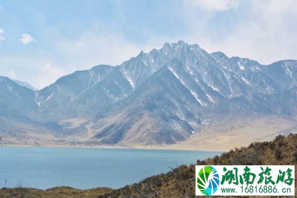 成都自驾游路线推荐 成都周边游好玩的景点-带你看雪山