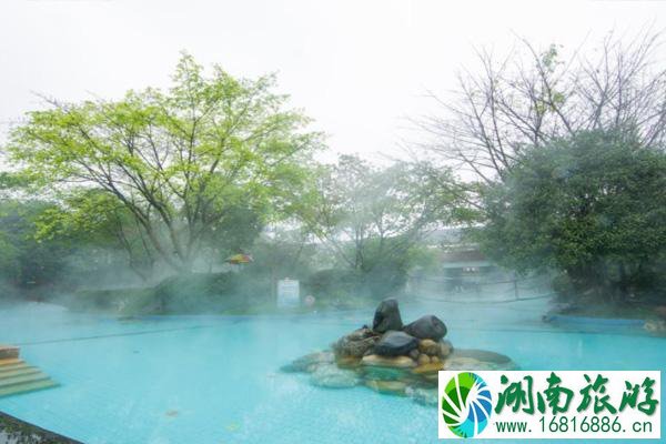 去峨眉山泡温泉住哪个酒店好 峨眉山4大温泉攻略