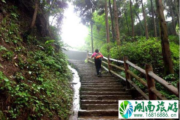 峨眉山冬天封山吗 峨眉山冬天旅游攻略