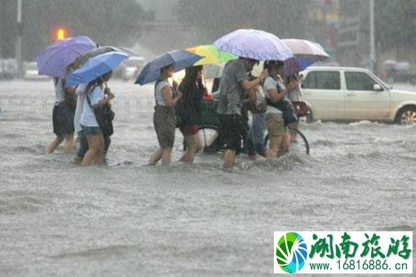 京津冀四川等地局地有大暴雨 发布暴雨黄色预警