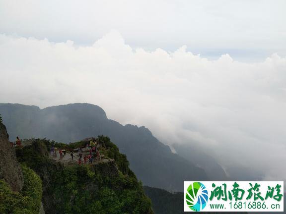 峨眉山有哪些景点 峨眉山有哪些寺庙