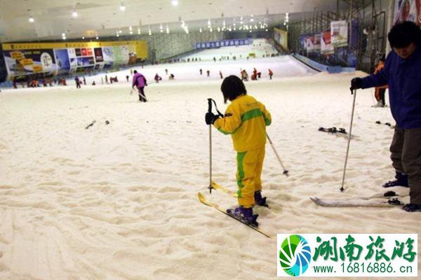 上海最大滑雪场在哪里 门票多少钱